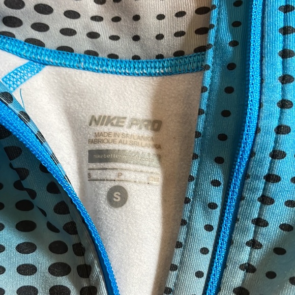 Nike half zip - Picture 2 of 2